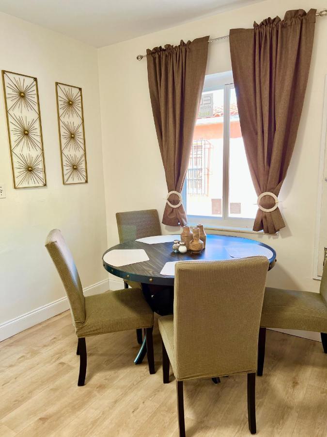 Enchanting Cozy Apartment 10 Min Away From Airport, Calle 8, Brickell, Coral Gables, The Beach And More! ميامي المظهر الخارجي الصورة