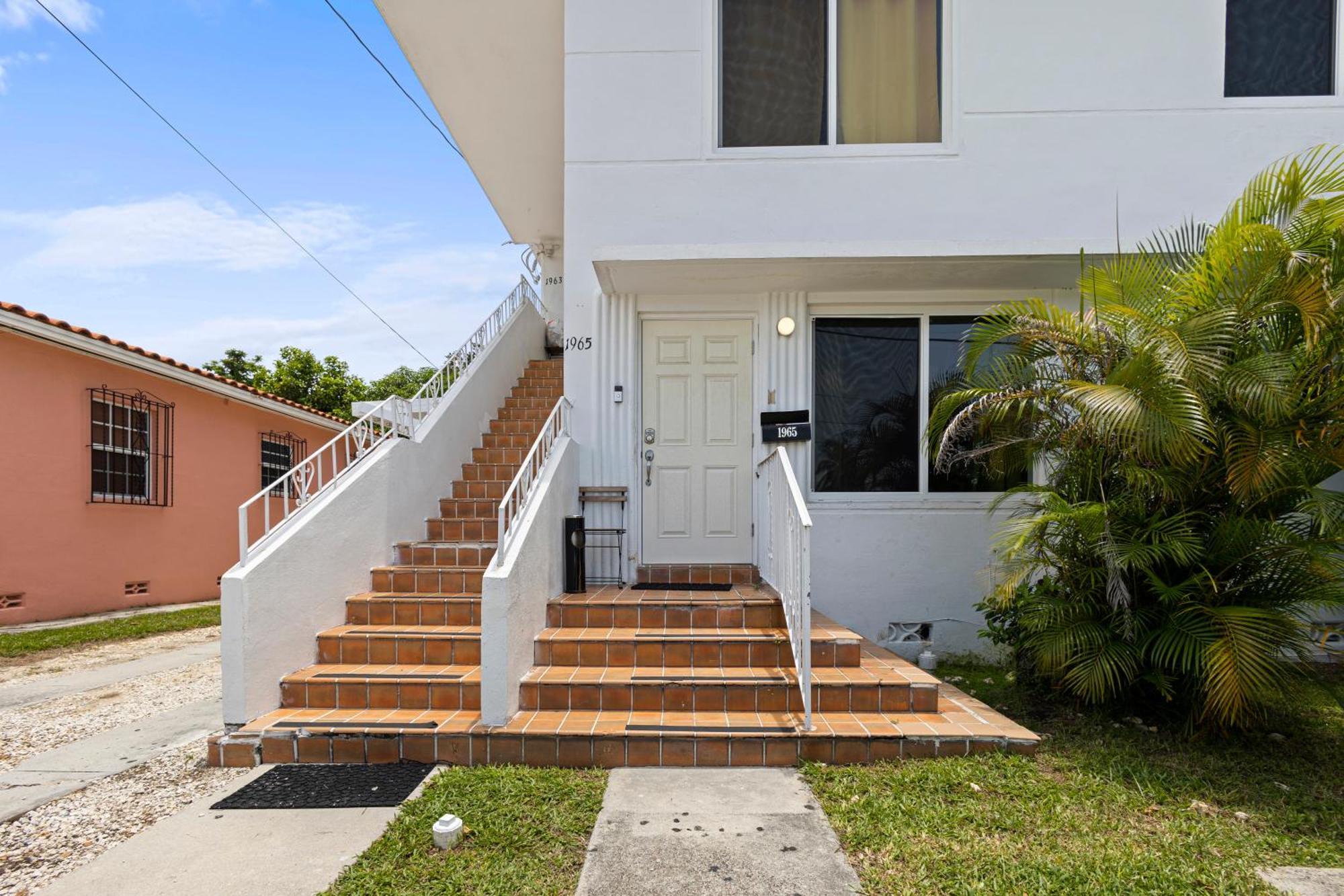 Enchanting Cozy Apartment 10 Min Away From Airport, Calle 8, Brickell, Coral Gables, The Beach And More! ميامي المظهر الخارجي الصورة
